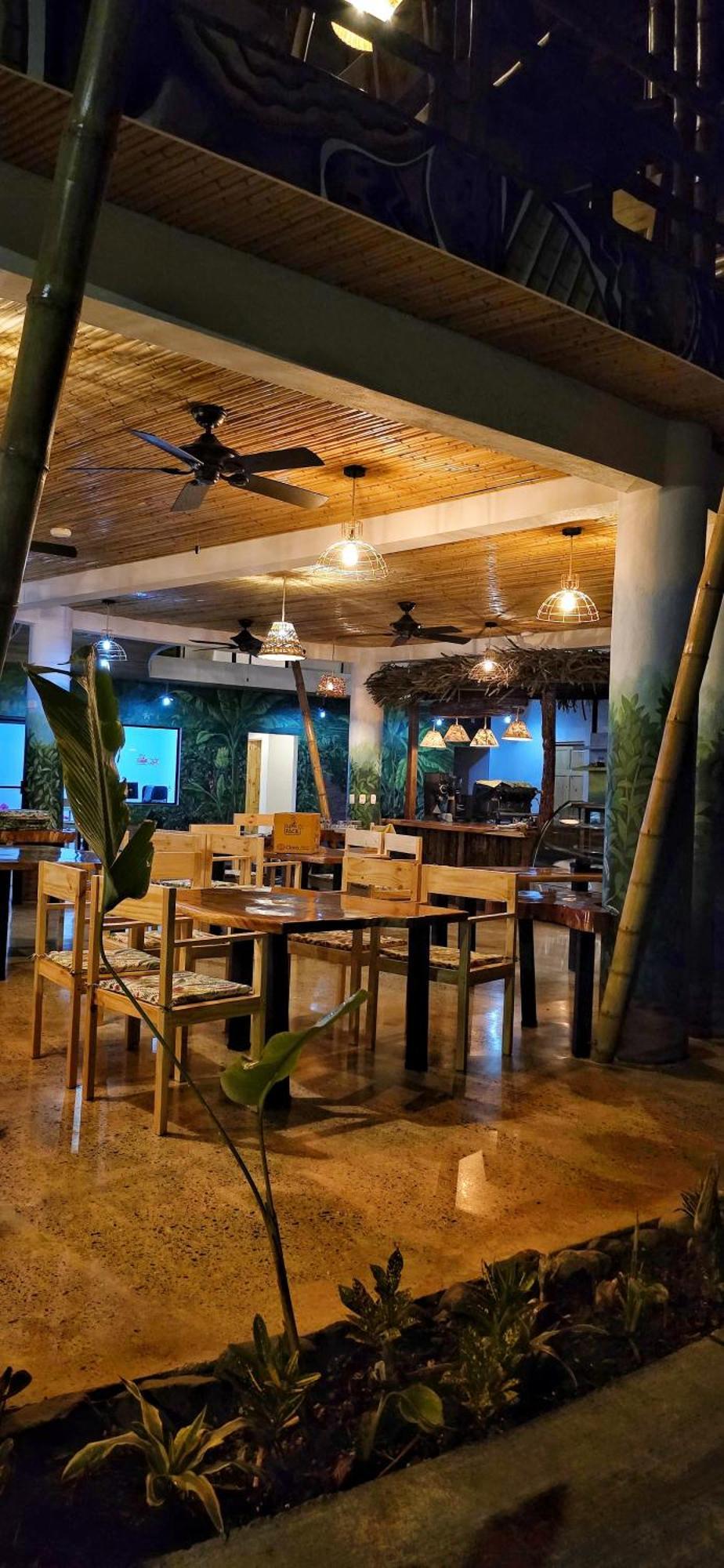 Bonding Coffee Roaster Cafe & Hotel Quepos Eksteriør billede